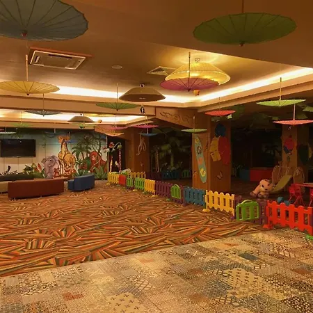 Indigen Vibe Rin Grand * Bukarest